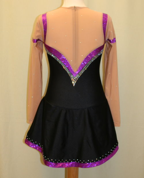 k152.schwarz-lila.k_rkleid_f_r_eiskunstlauf.h.500_1.jpg